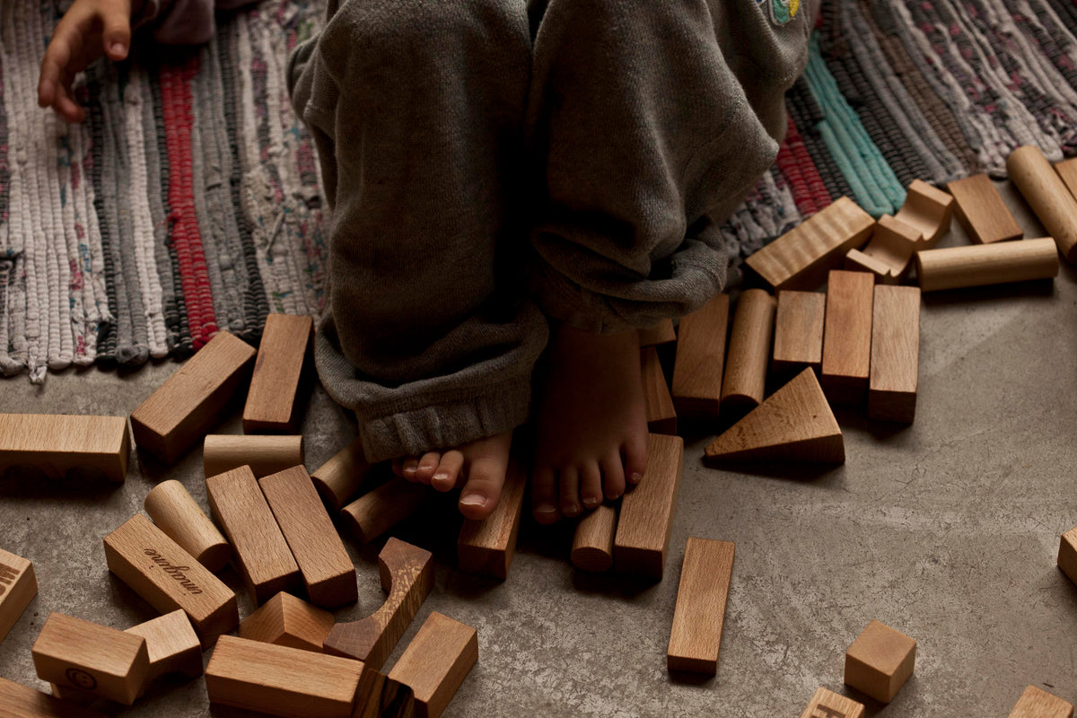 Wooden blocks in a box 54 pcs. rainbow - Wooden Story