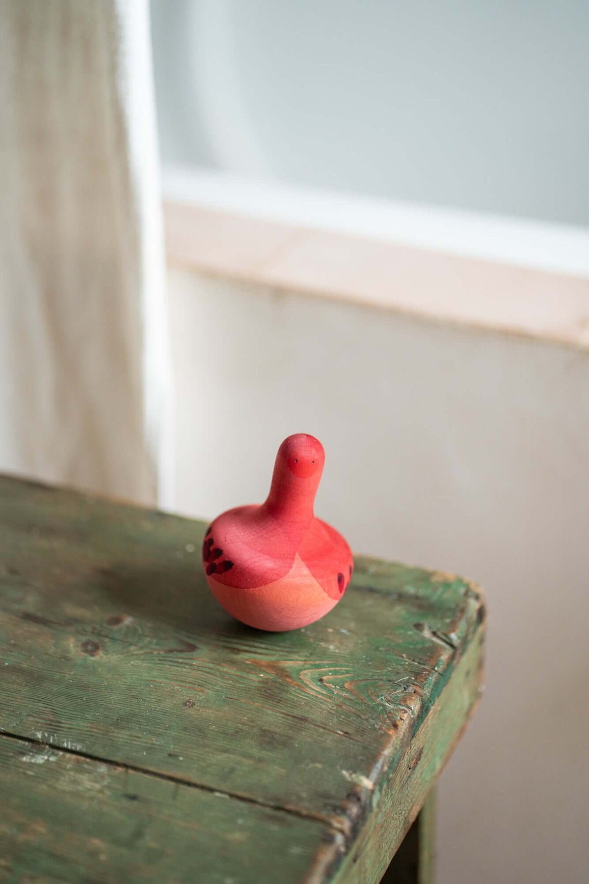 Дървена детска играчка Нежното розово птиче - Grapat
