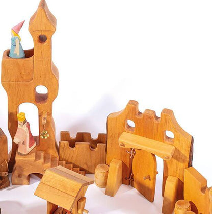 Придворна дама с шапка - Daughter of the Castle - Ostheimer