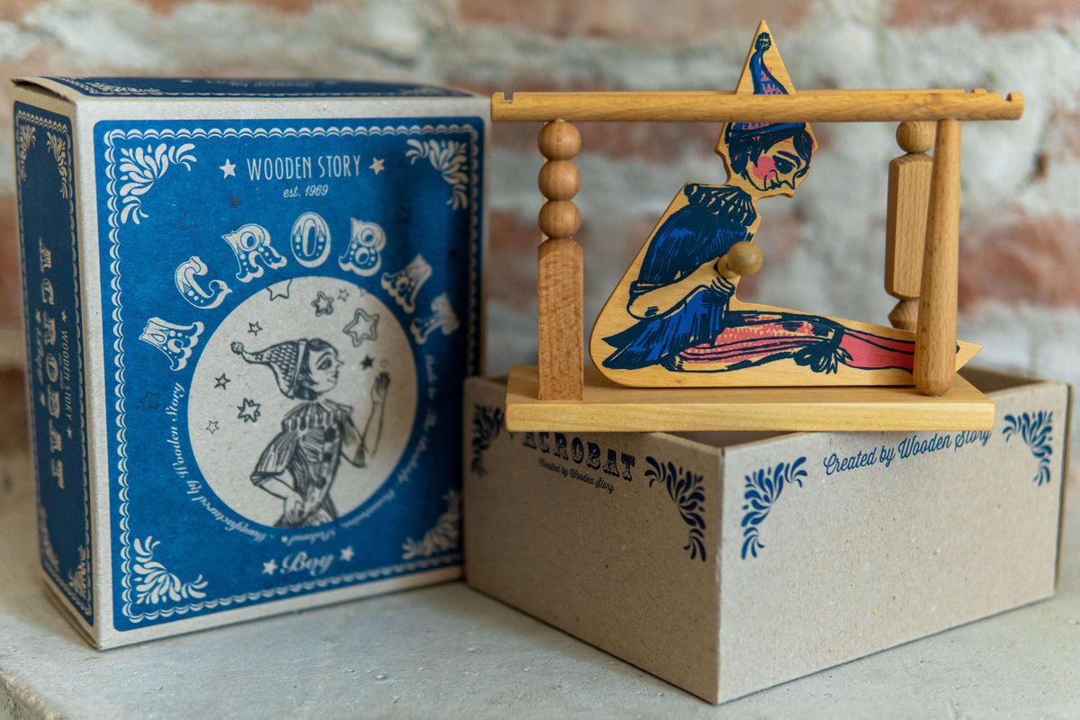 Дървена детска играчка Винтидж акробат момче - Wooden Story