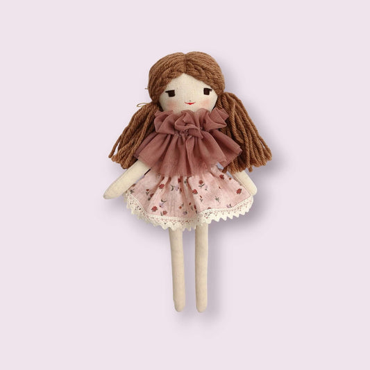 Кукла Лаура ръчна изработка - Mari Dolls