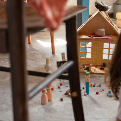 Small Magnetic Dollhouse - The Storyhouse