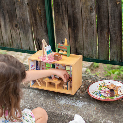 Small Magnetic Dollhouse - The Storyhouse
